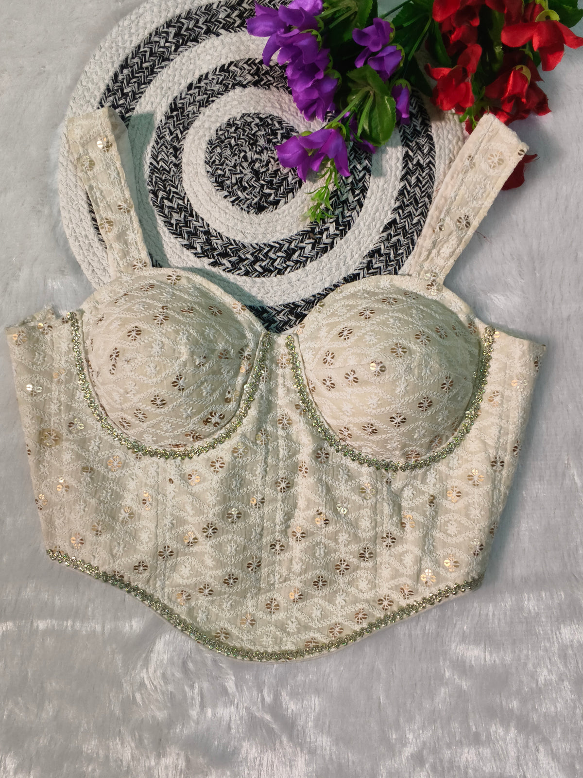 Hakoba tranding blouse
