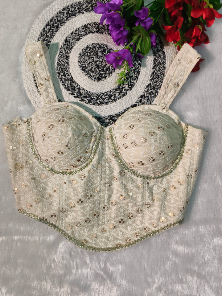 Hakoba tranding blouse